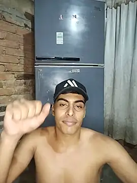 hot latinox online show from May 20, 2026, 3:36 am