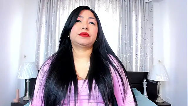 Snapshot of Victoria_kim_lee chatting on June 18, 2026, 12:43 pm Victoria kim lee online show from June 18, 2026, 12:43 pm