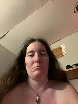 Snapshot of Mini83 chatting on July 18, 2026, 7:22 pm Mini83 online show from July 18, 2026, 7:22 pm