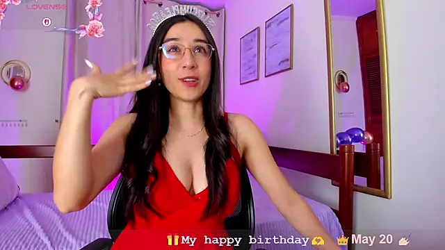 Elisabetta Amour online show from May 20, 2026, 10:23 am