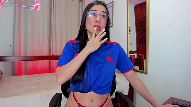 Snapshot of Elisabetta_Amour chatting on June 21, 2026, 10:10 am Elisabetta Amour online show from June 21, 2026, 10:10 am