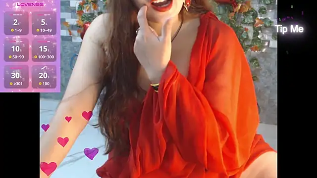 Snapshot of The_Queen_Arinaah chatting on August 2, 2026, 3:31 pm The Queen Arinaah online show from August 2, 2026, 3:31 pm