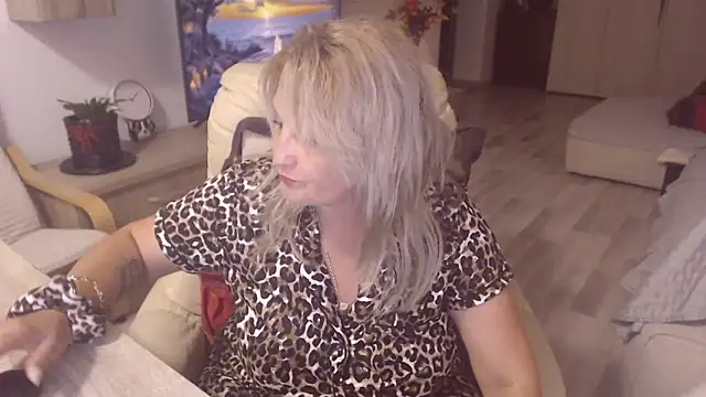 Divineblond online show from September 24, 2025, 10:48 pm