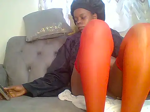 Snapshot of fentyvee chatting on June 25, 2026, 6:07 am fentyvee online show from June 25, 2026, 6:07 am