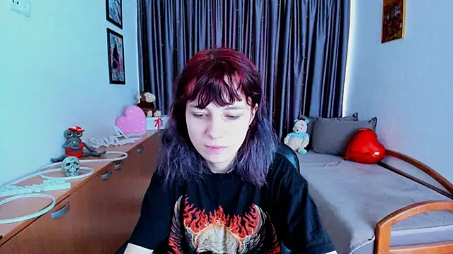 Snapshot of MiniLysii chatting on May 30, 2026, 5:36 am MiniLysii online show from May 30, 2026, 5:36 am