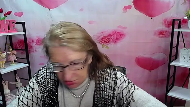 Snapshot of AliceWriter chatting on April 30, 2026, 11:06 am AliceWriter online show from April 30, 2026, 11:06 am