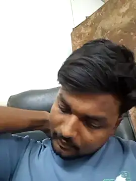 Snapshot of Gujju_here chatting on June 15, 2026, 6:35 am Gujju here online show from June 15, 2026, 6:35 am