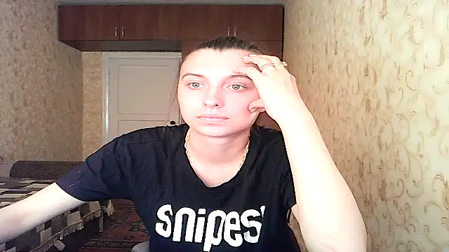 Snapshot of MilaShka29 chatting on May 8, 2026, 9:13 am MilaShka29 online show from May 8, 2026, 9:13 am