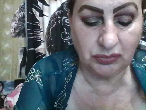 Snapshot of LoaqLovew chatting on July 2, 2026, 8:09 am LoaqLovew online show from July 2, 2026, 8:09 am