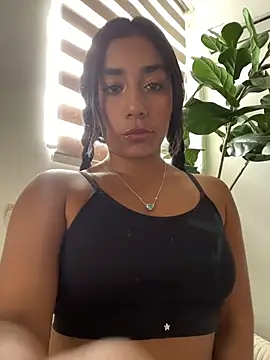 Snapshot of SaryJonex chatting on June 9, 2026, 3:57 pm SaryJonex online show from June 9, 2026, 3:57 pm
