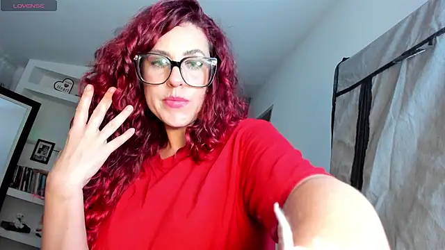 Snapshot of BrunaBulloock chatting on July 24, 2026, 11:45 pm BrunaBulloock online show from July 24, 2026, 11:45 pm