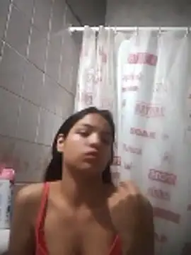 VickyDulce online show from April 24, 2026, 8:05 am