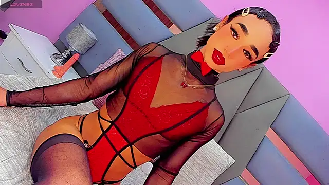 Snapshot of sexyjessicamistres chatting on April 28, 2026, 8:35 pm sexyjessicamistres online show from April 28, 2026, 8:35 pm