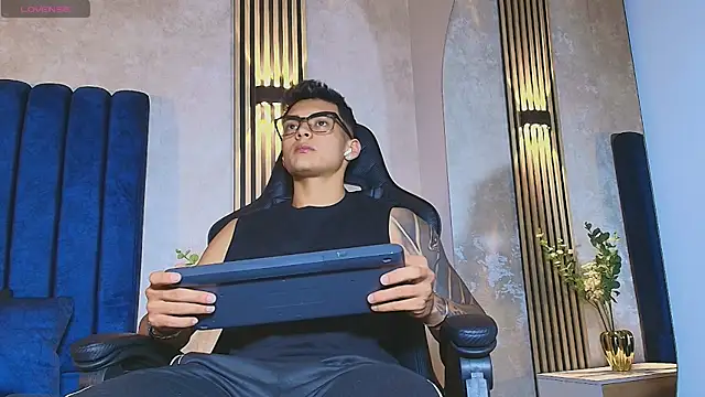Alan Salazar online show from July 1, 2026, 5:46 pm