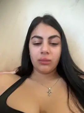 Snapshot of LilyLovell chatting on May 23, 2026, 8:57 am LilyLovell online show from May 23, 2026, 8:57 am