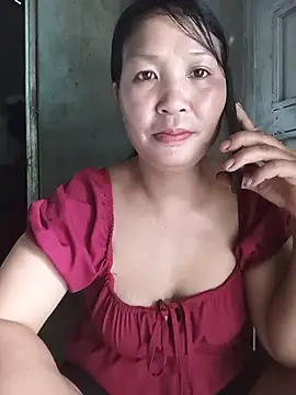 Snapshot of Beola-mi chatting on June 19, 2026, 1:22 am Beola-mi online show from June 19, 2026, 1:22 am