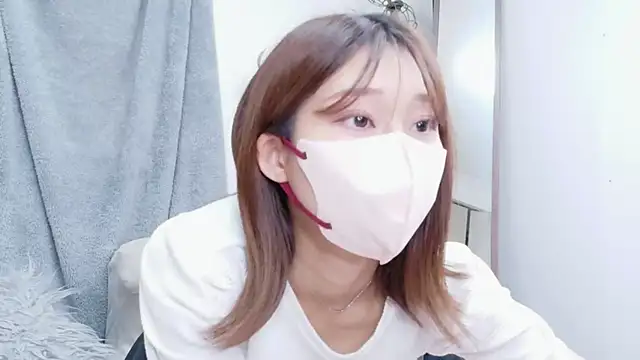Snapshot of Neko_o33 chatting on August 1, 2026, 2:09 am Neko o33 online show from August 1, 2026, 2:09 am