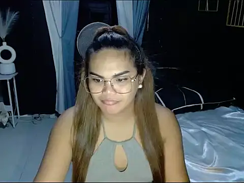 Snapshot of Kendallfoxx chatting on June 17, 2026, 8:41 pm Kendallfoxx online show from June 17, 2026, 8:41 pm