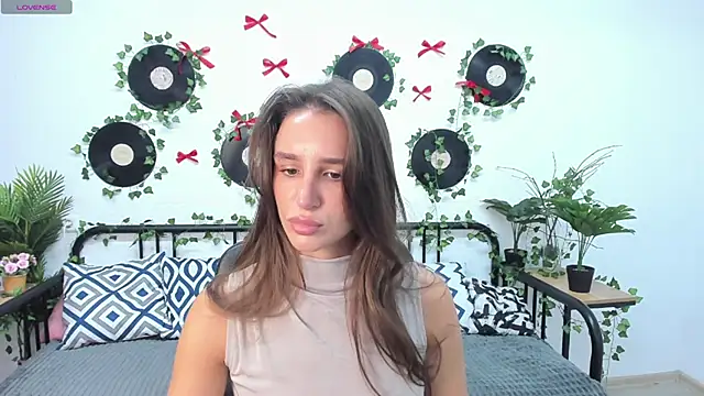 Snapshot of NicoleWells22 chatting on June 18, 2026, 6:23 am NicoleWells22 online show from June 18, 2026, 6:23 am
