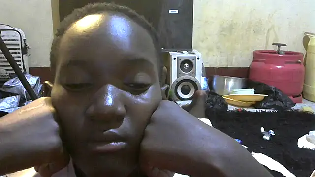 Snapshot of pusslove20 chatting on May 6, 2026, 6:39 am pusslove20 online show from May 6, 2026, 6:39 am