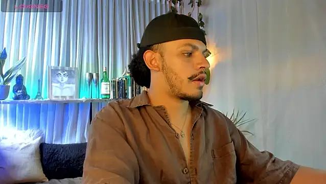 Snapshot of JaviCollins- chatting on May 28, 2026, 3:40 pm JaviCollins- online show from May 28, 2026, 3:40 pm