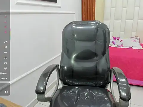Snapshot of Alice_bensoon chatting on April 29, 2026, 5:30 pm Alice bensoon online show from April 29, 2026, 5:30 pm