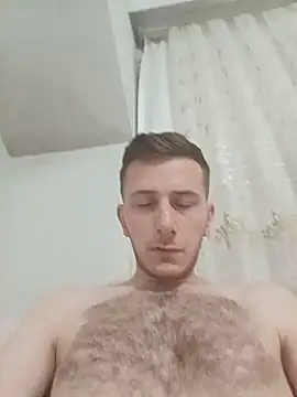Snapshot of Pitoncukkk chatting on July 17, 2026, 8:50 pm Pitoncukkk online show from July 17, 2026, 8:50 pm
