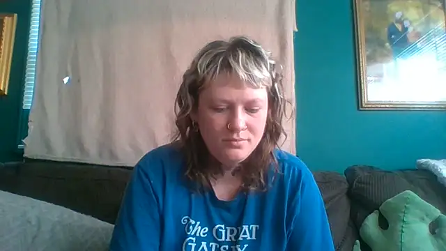 RosieSwitchBitch online show from June 18, 2026, 2:22 pm