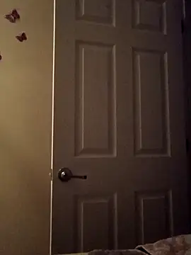 Aswedie33 online show from April 28, 2026, 4:39 am