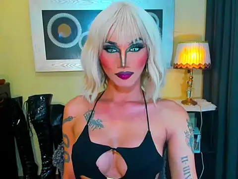 Snapshot of lubottarah chatting on June 12, 2026, 12:36 pm lubottarah online show from June 12, 2026, 12:36 pm