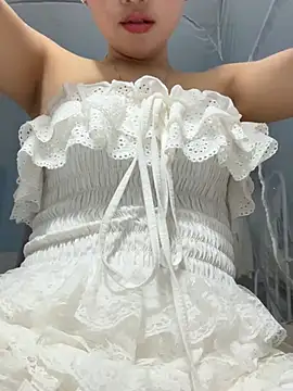 Snapshot of Miu-lete chatting on May 20, 2026, 11:40 am Miu-lete online show from May 20, 2026, 11:40 am