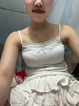 Snapshot of Miu-lete chatting on May 19, 2026, 6:26 pm Miu-lete online show from May 19, 2026, 6:26 pm