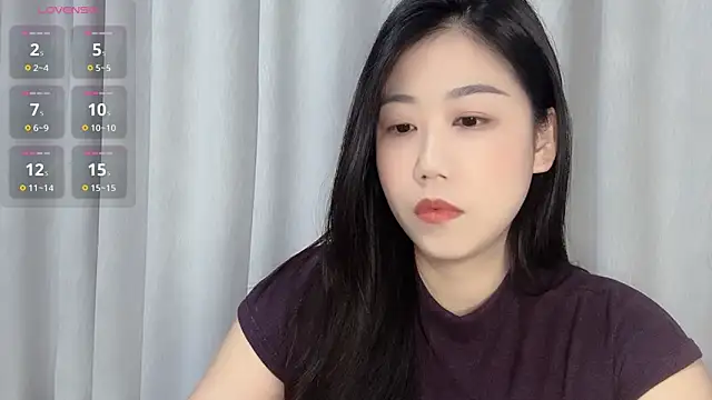 Snapshot of F-Yuwei chatting on April 29, 2026, 12:31 pm F-Yuwei online show from April 29, 2026, 12:31 pm