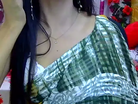 Snapshot of Alina_Nur chatting on July 25, 2026, 3:07 pm Alina Nur online show from July 25, 2026, 3:07 pm