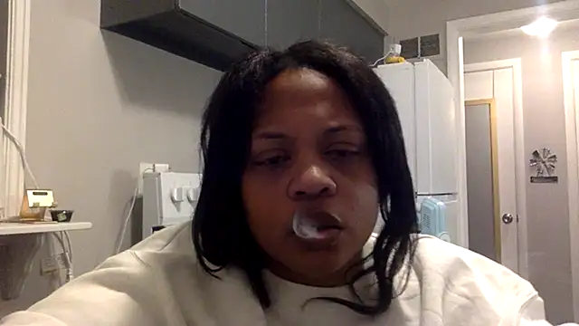 richierichelle online show from May 16, 2026, 1:48 am