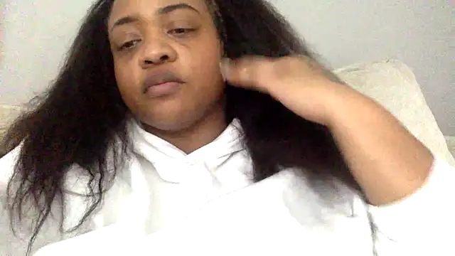 richierichelle online show from May 19, 2026, 9:33 pm