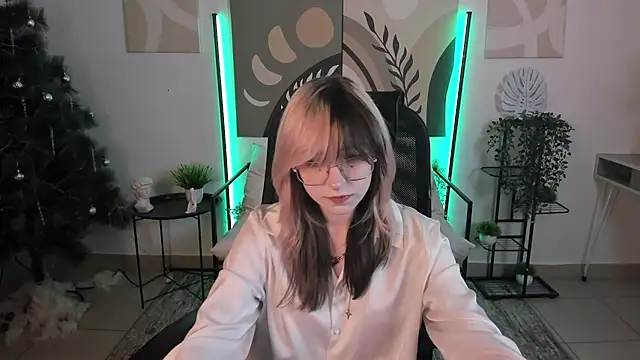 NyxCalderra online show from May 9, 2026, 4:38 am