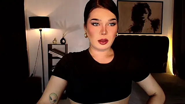 Snapshot of Empress_Candice chatting on April 26, 2026, 12:35 pm Empress Candice online show from April 26, 2026, 12:35 pm
