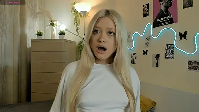 MidnightPoise online show from April 27, 2026, 6:11 am