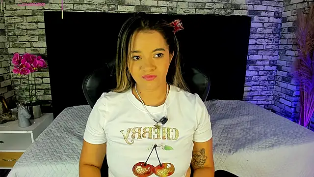 Snapshot of Leidy_2026 chatting on May 22, 2026, 12:36 pm Leidy 2026 online show from May 22, 2026, 12:36 pm
