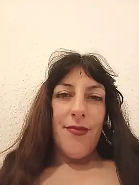 Valeriadolce online show from May 15, 2026, 11:25 pm