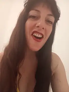 Valeriadolce online show from May 27, 2026, 10:44 am