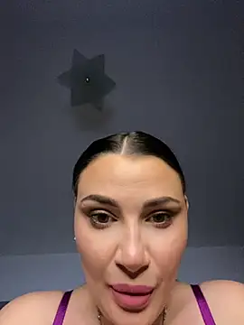 AylaSparkk online show from June 10, 2026, 6:20 pm