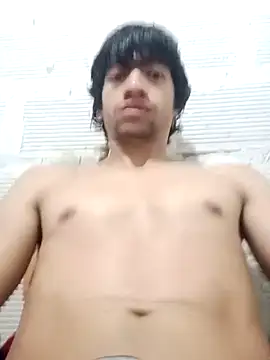 Novafull04 online show from April 28, 2026, 12:42 pm