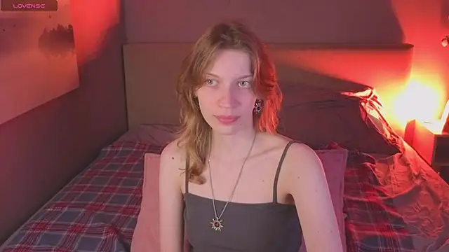 Snapshot of Emily_Cartex chatting on May 25, 2026, 5:51 am Emily Cartex online show from May 25, 2026, 5:51 am