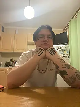 Hannma48 online show from April 25, 2026, 8:39 pm