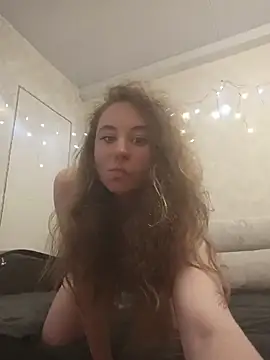 Snapshot of -NicoleSmith- chatting on May 5, 2026, 6:22 pm -NicoleSmith- online show from May 5, 2026, 6:22 pm
