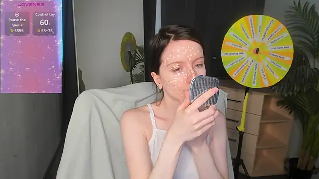 Snapshot of mollie_blush chatting on May 23, 2026, 7:18 am mollie blush online show from May 23, 2026, 7:18 am