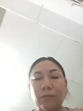 Snapshot of Luna_Morch chatting on July 25, 2026, 11:33 pm Luna Morch online show from July 25, 2026, 11:33 pm