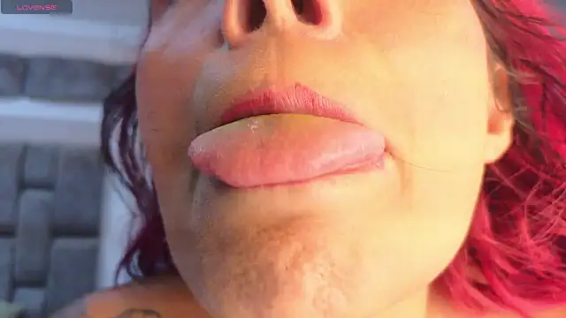 Snapshot of Lucie_Red chatting on May 15, 2026, 7:23 pm Lucie Red online show from May 15, 2026, 7:23 pm